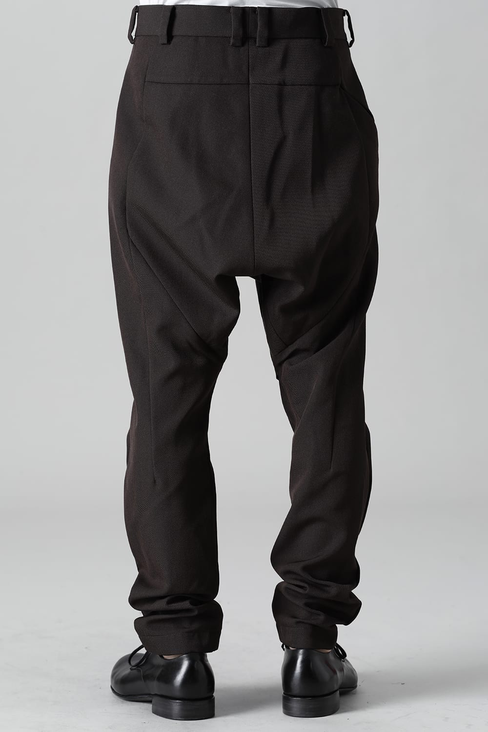 ドロップ クロッチパンツ スカルプチュア ウールギャバジン