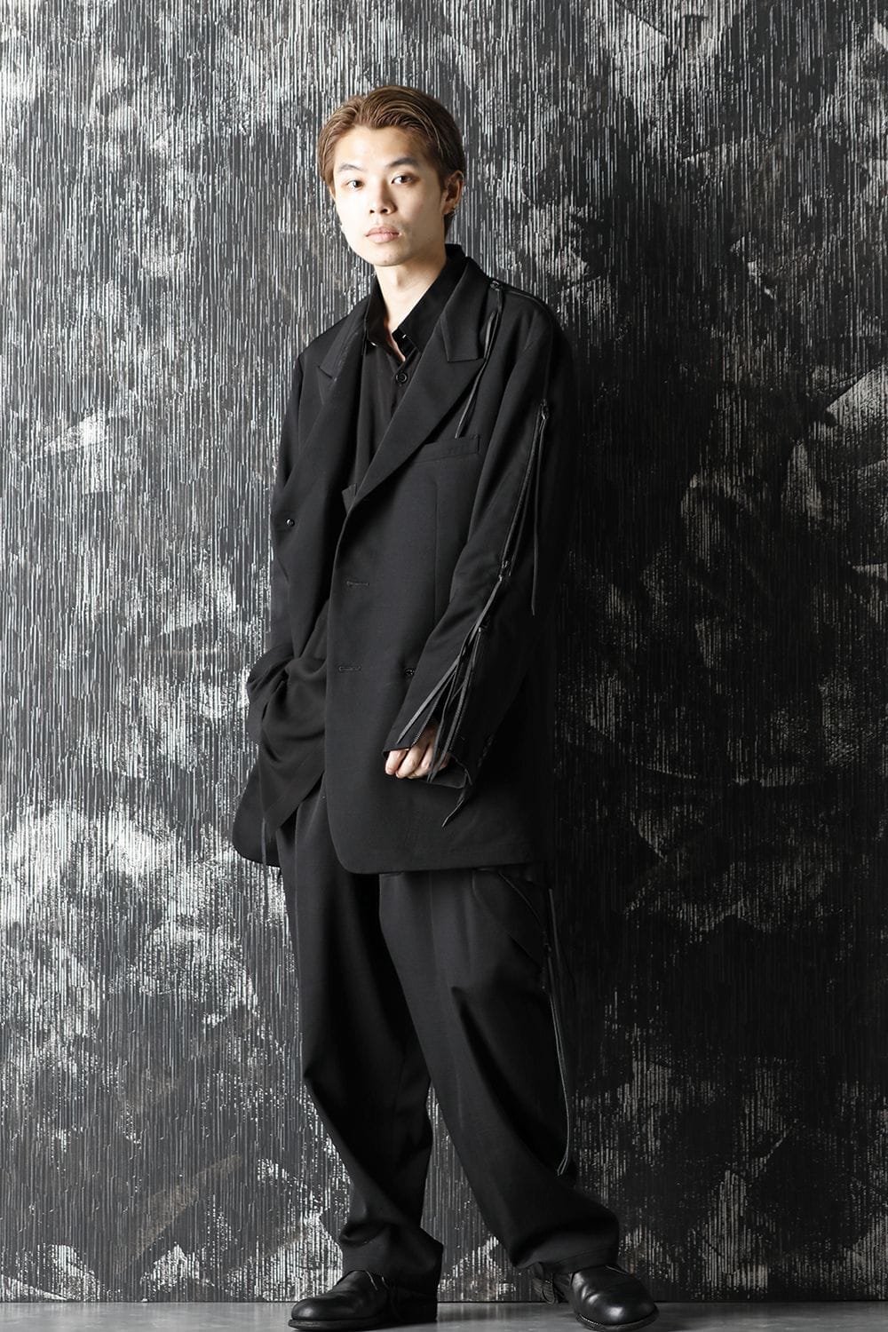 Gusset Sleeve Jacket