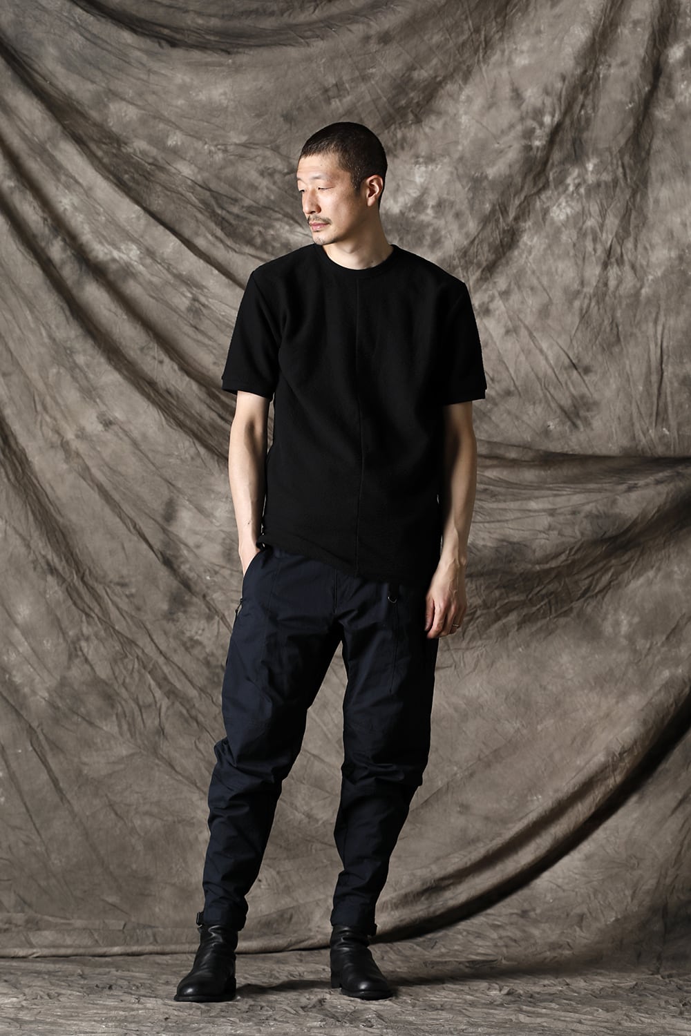 Salt-shrinkled NC Tapered Cropped Pants Black