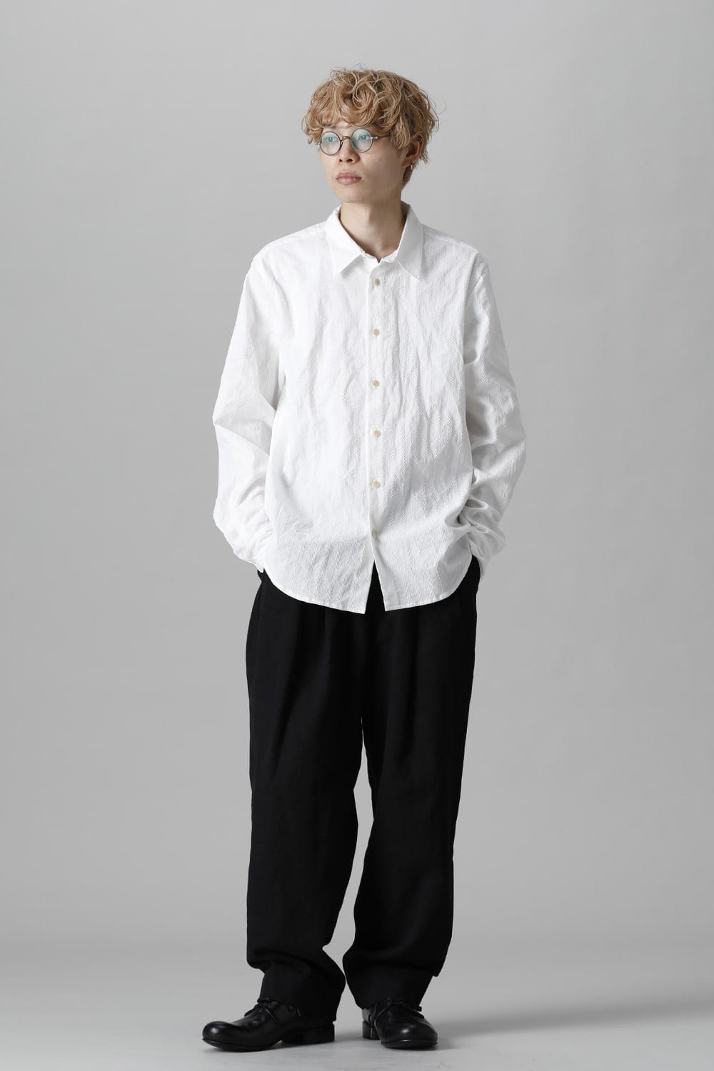 Woven Pattern Shirt-White