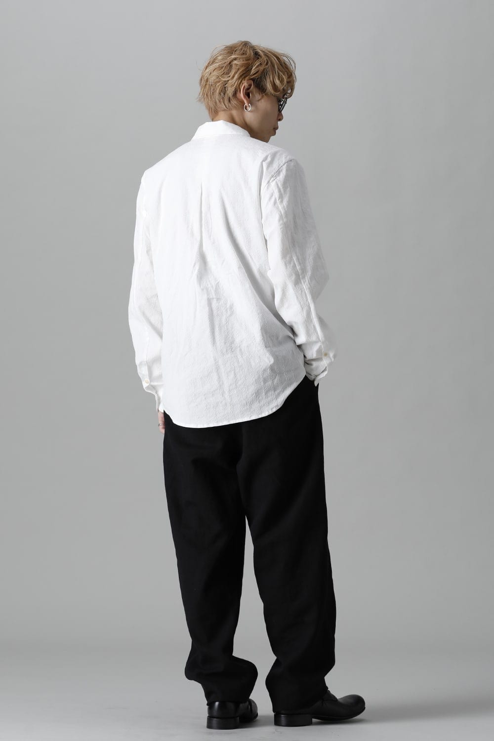 Woven Pattern Shirt-White