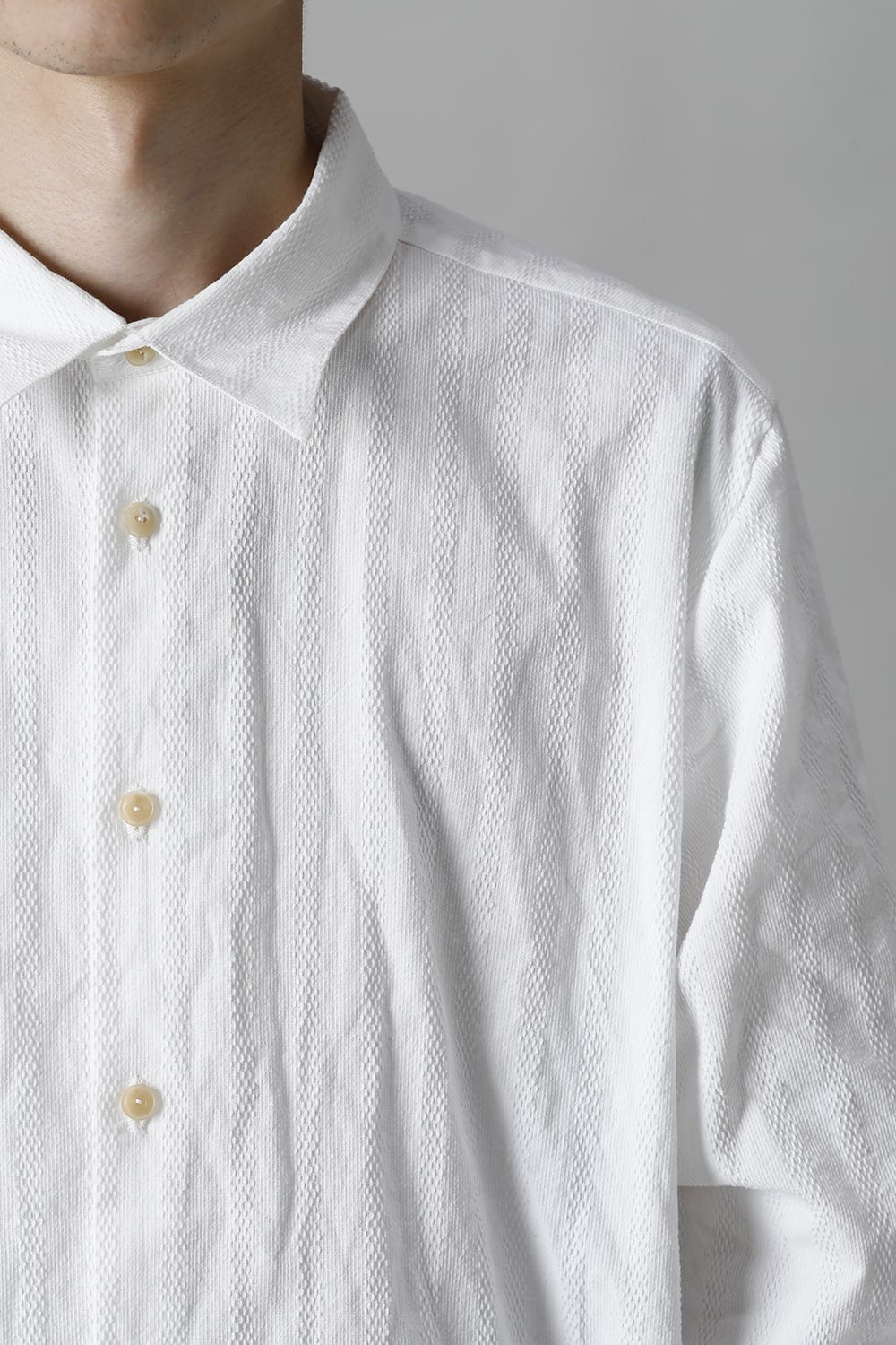 Woven Pattern Shirt-White