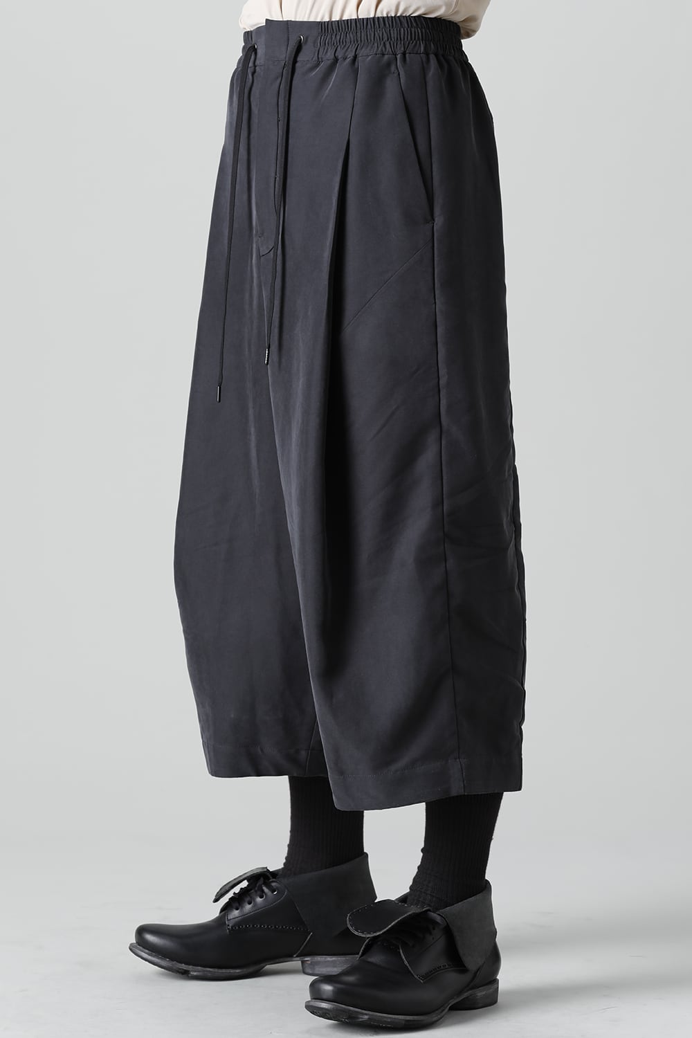 Baggy cropped pants rayon/polyester poplin  Black