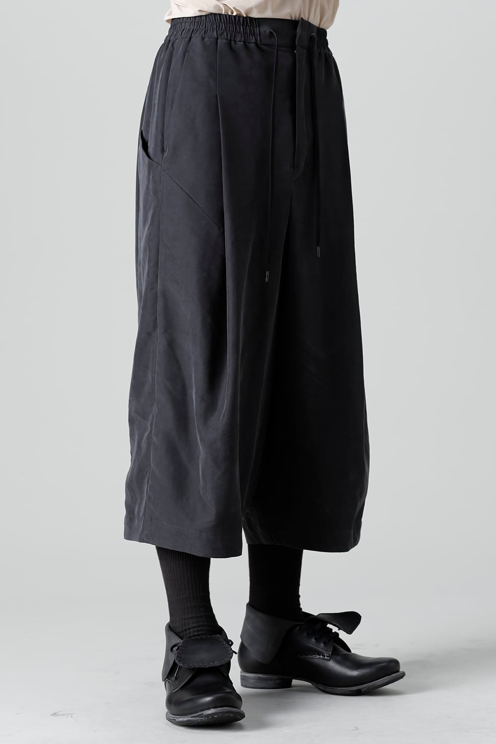 Baggy cropped pants rayon/polyester poplin  Black