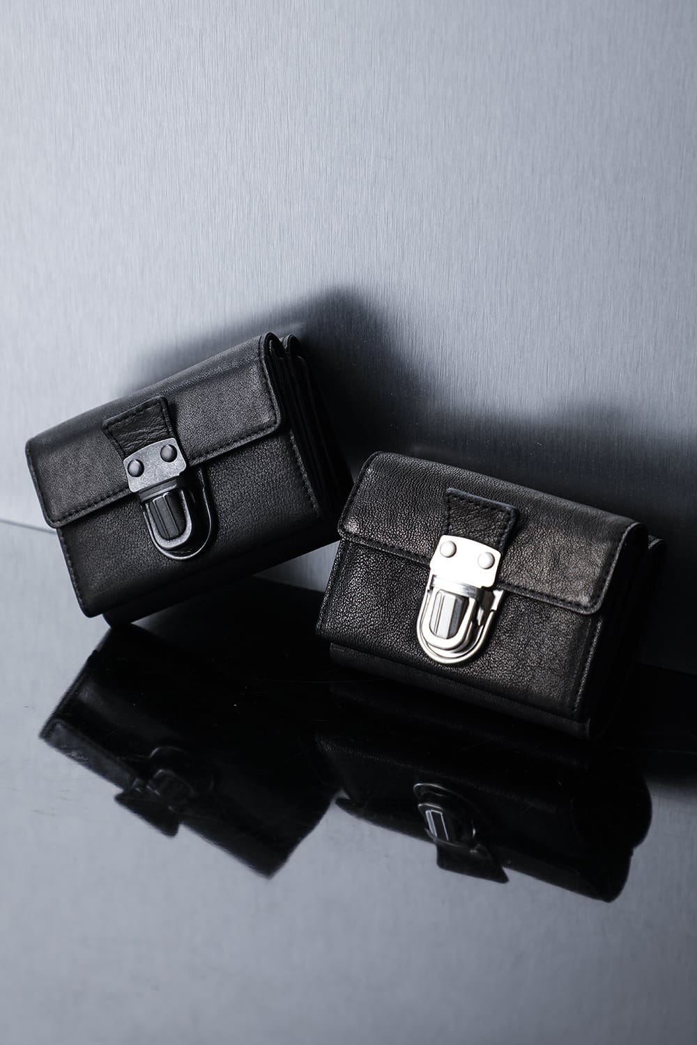 レザー トライフォールド ウォレット 'cartable' S.Black