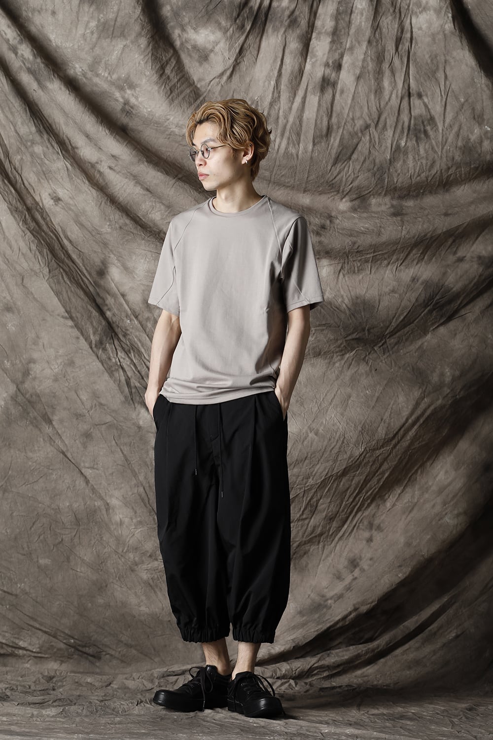 Baggy cropped pants shrink nylon