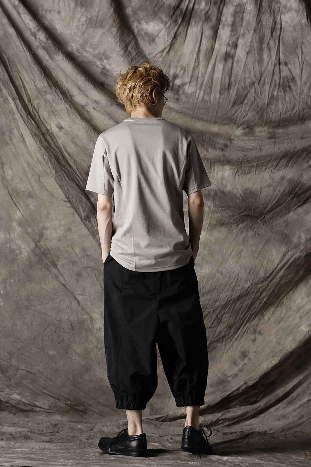 Baggy cropped pants shrink nylon