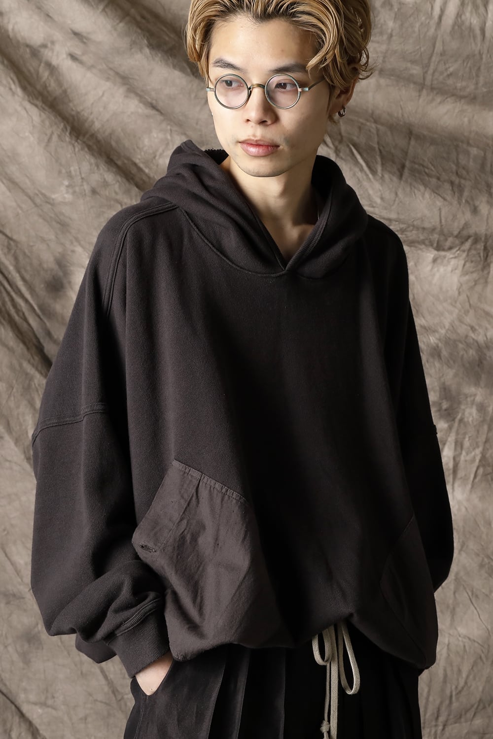 Hooded Sweat