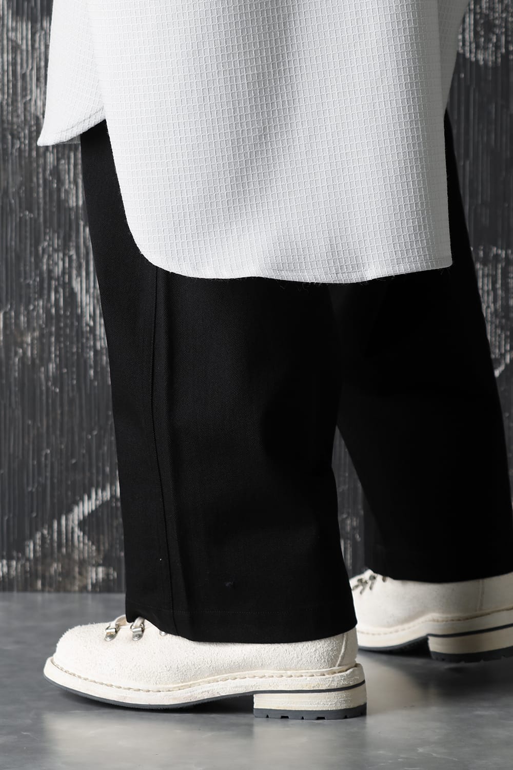 レギュラー フィット トラウザーズ ウール