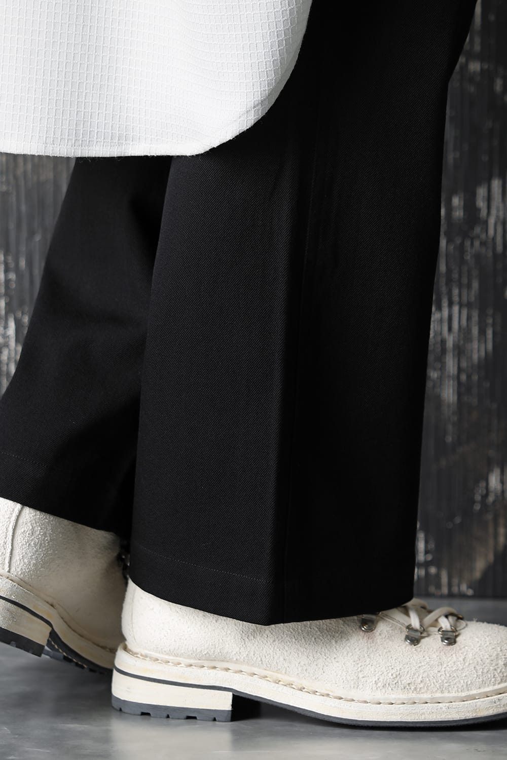 レギュラー フィット トラウザーズ ウール