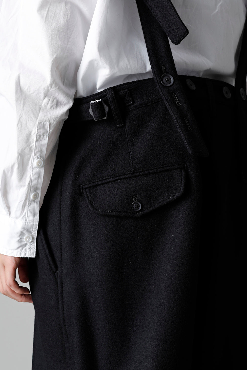 COMPRESSED MELTON FRINGE SUSPENDER PANTS