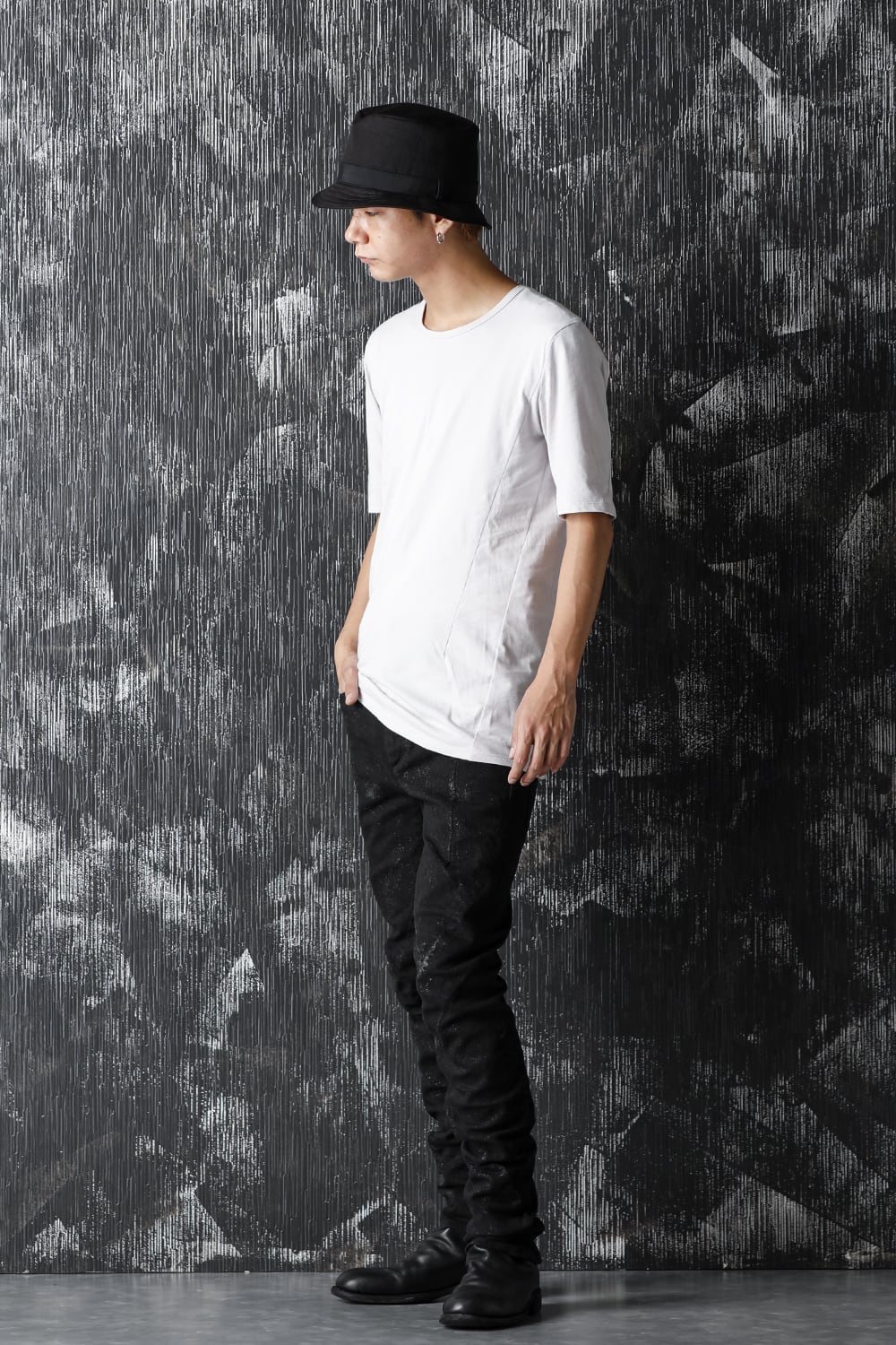 Dirty Coating 3D Curve Slim Pants