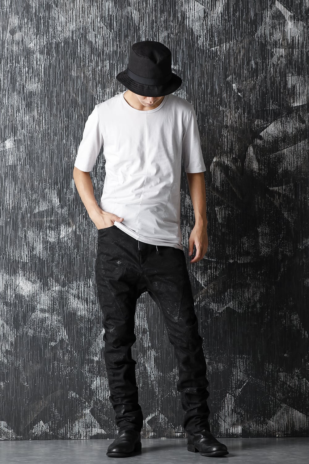 Dirty Coating Drop Crotch Curve Slim Pants