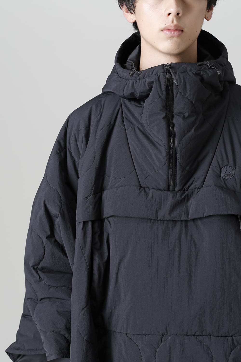 Heating Poncho Black