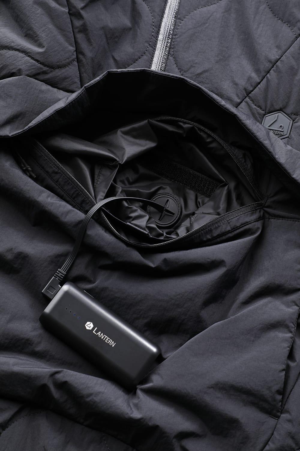 Heating Poncho Black