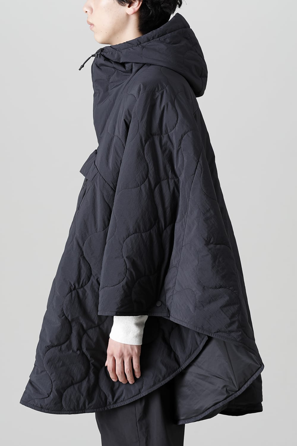 Heating Poncho Black