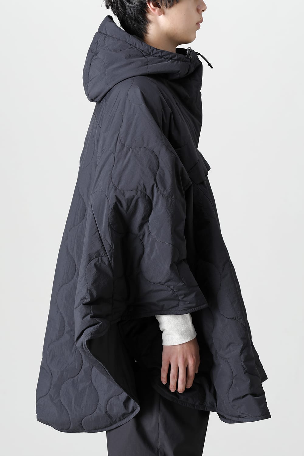 Heating Poncho Black