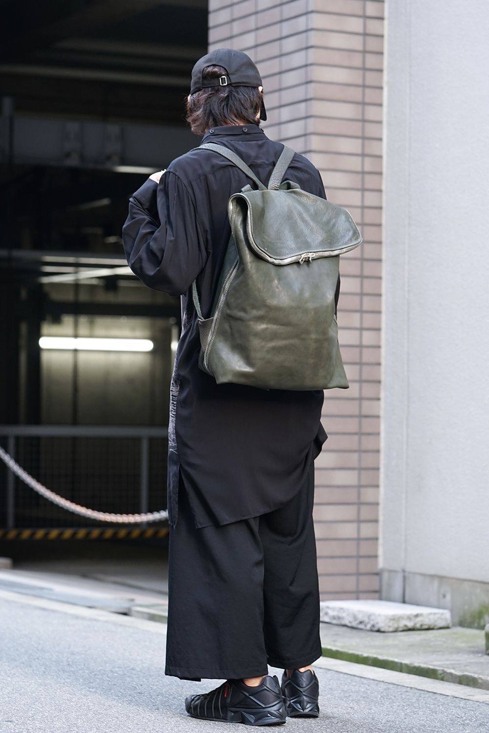 Large Belted Backpack Soft Horse Full Grain Leather CV31T