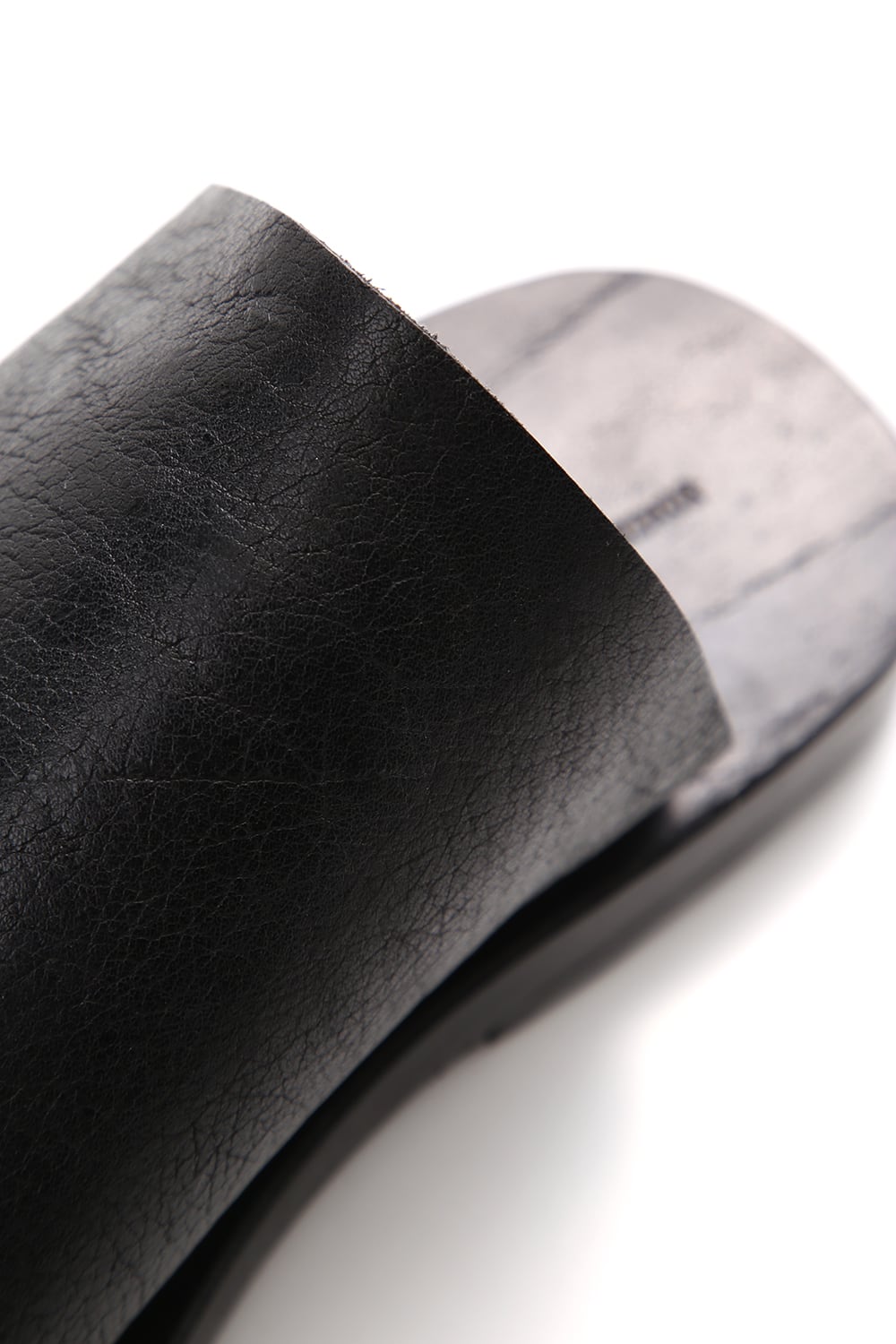 Mule With Toe Ring Sandals