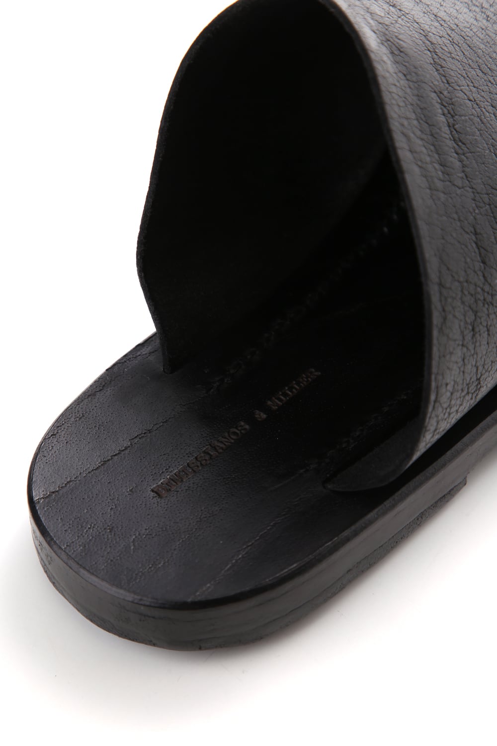 Mule With Toe Ring Sandals