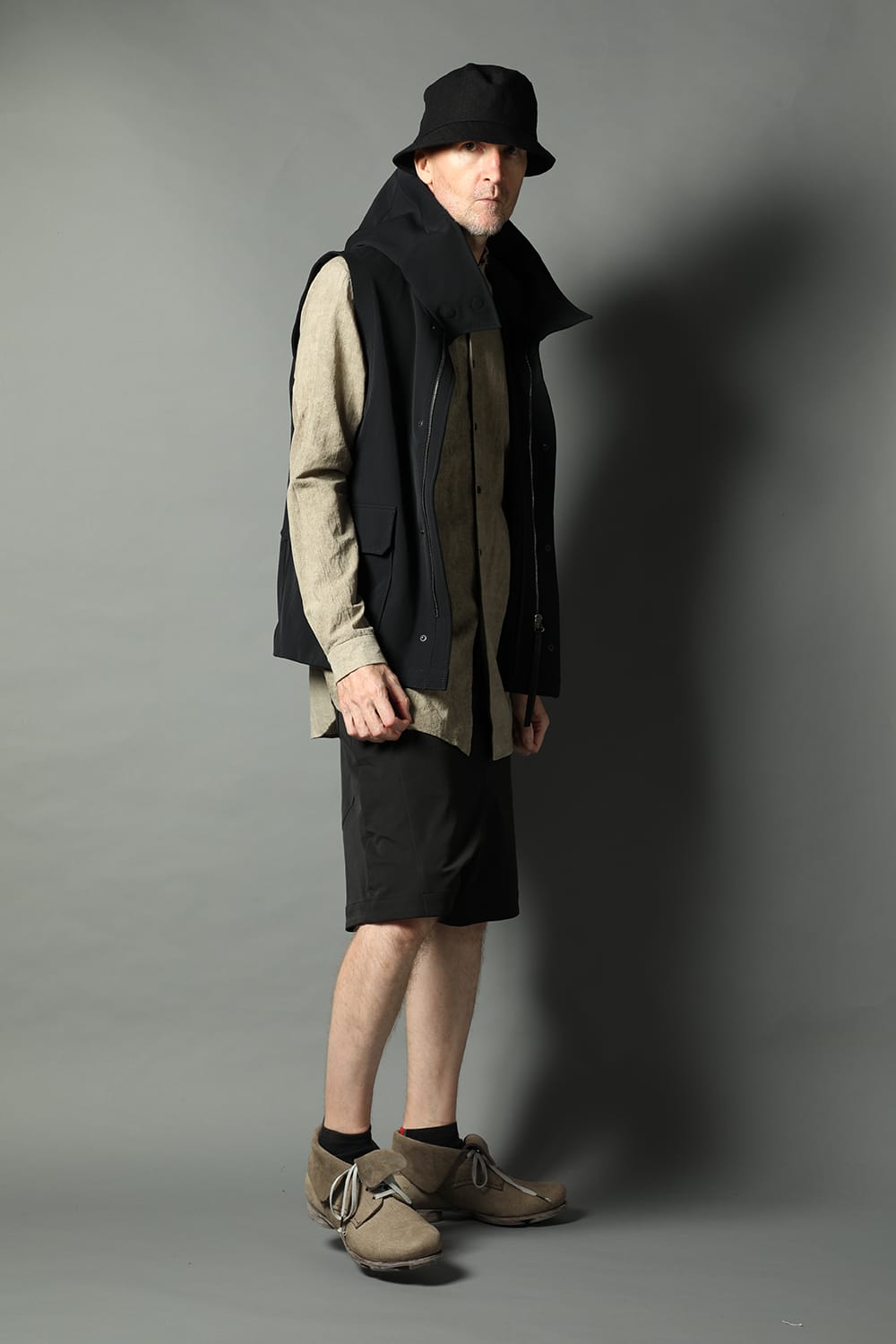 Sleeveless hooded jacket merino wool jersey bonding