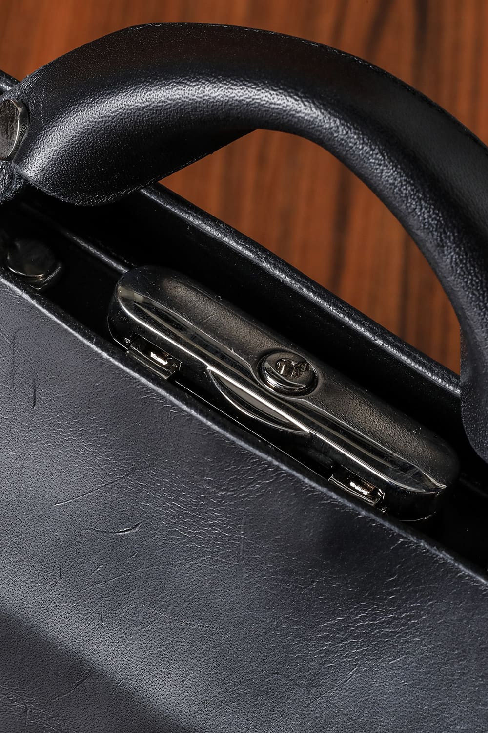 Nagi Hand Bag  Black