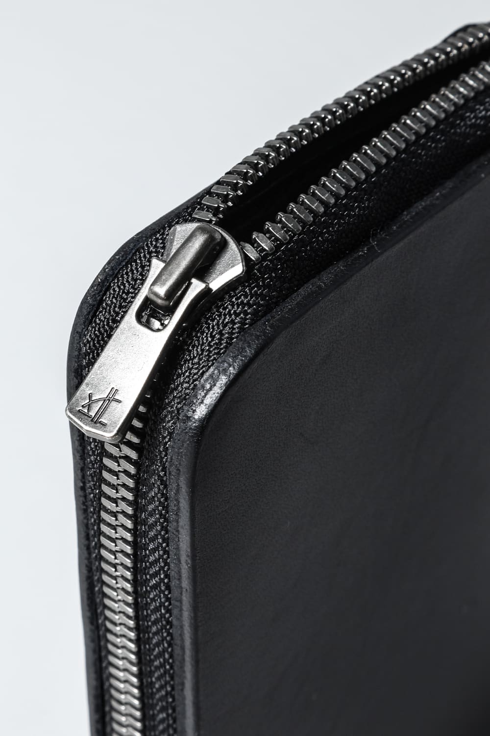 Nagi Wallet Mid Basic  Black