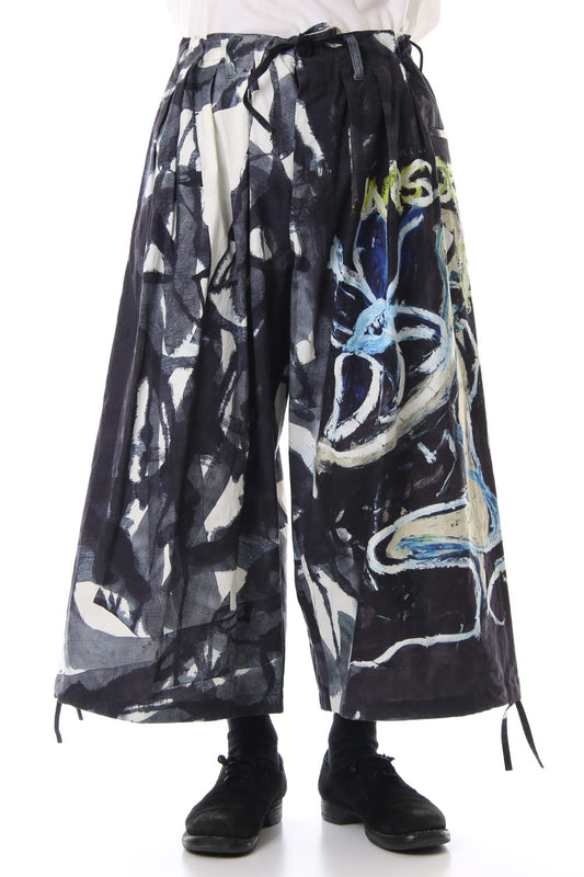 Left front Art Balloon pants 