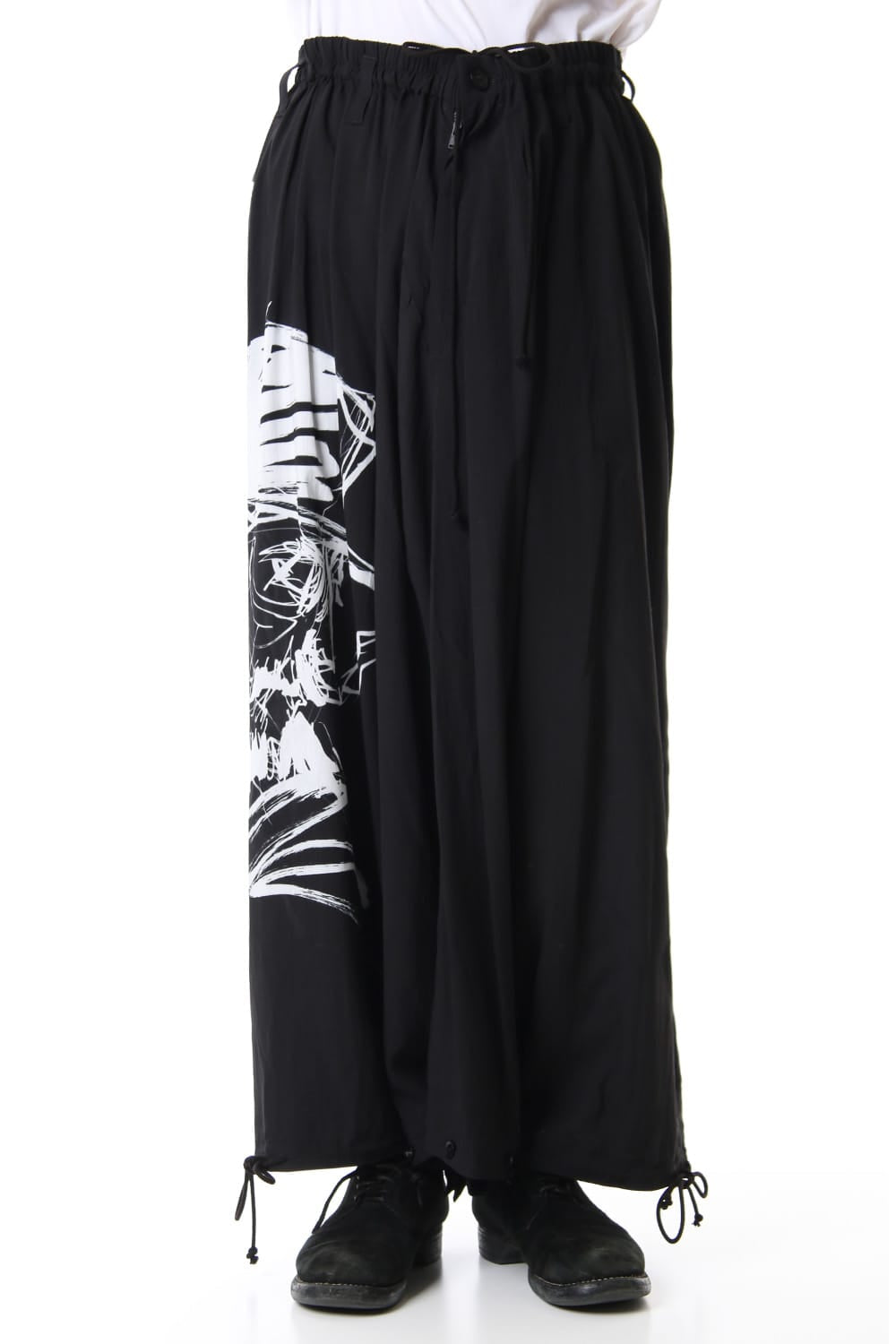 Left face Print Pants