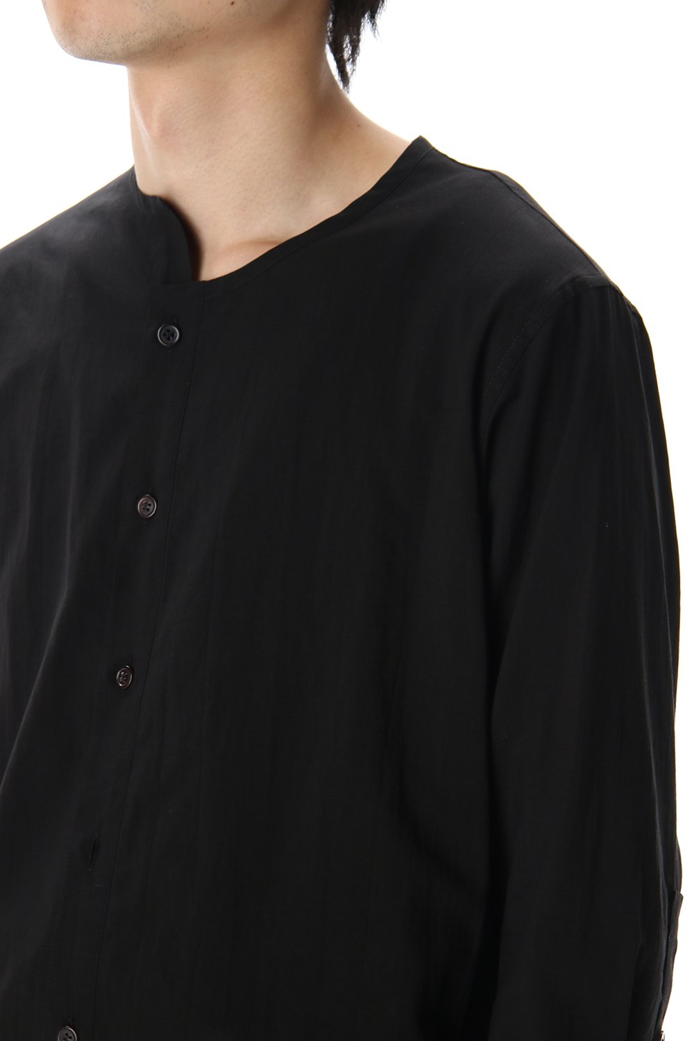 Collarless cuffs Long shirt