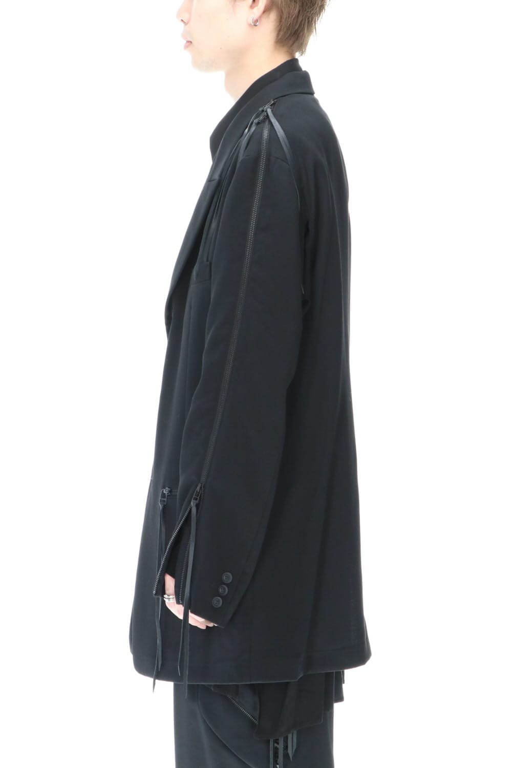 Gusset Sleeve Jacket