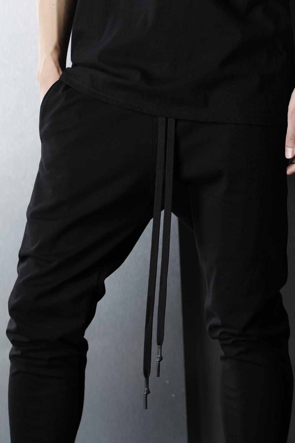 Cropped Slim Sweat Pants