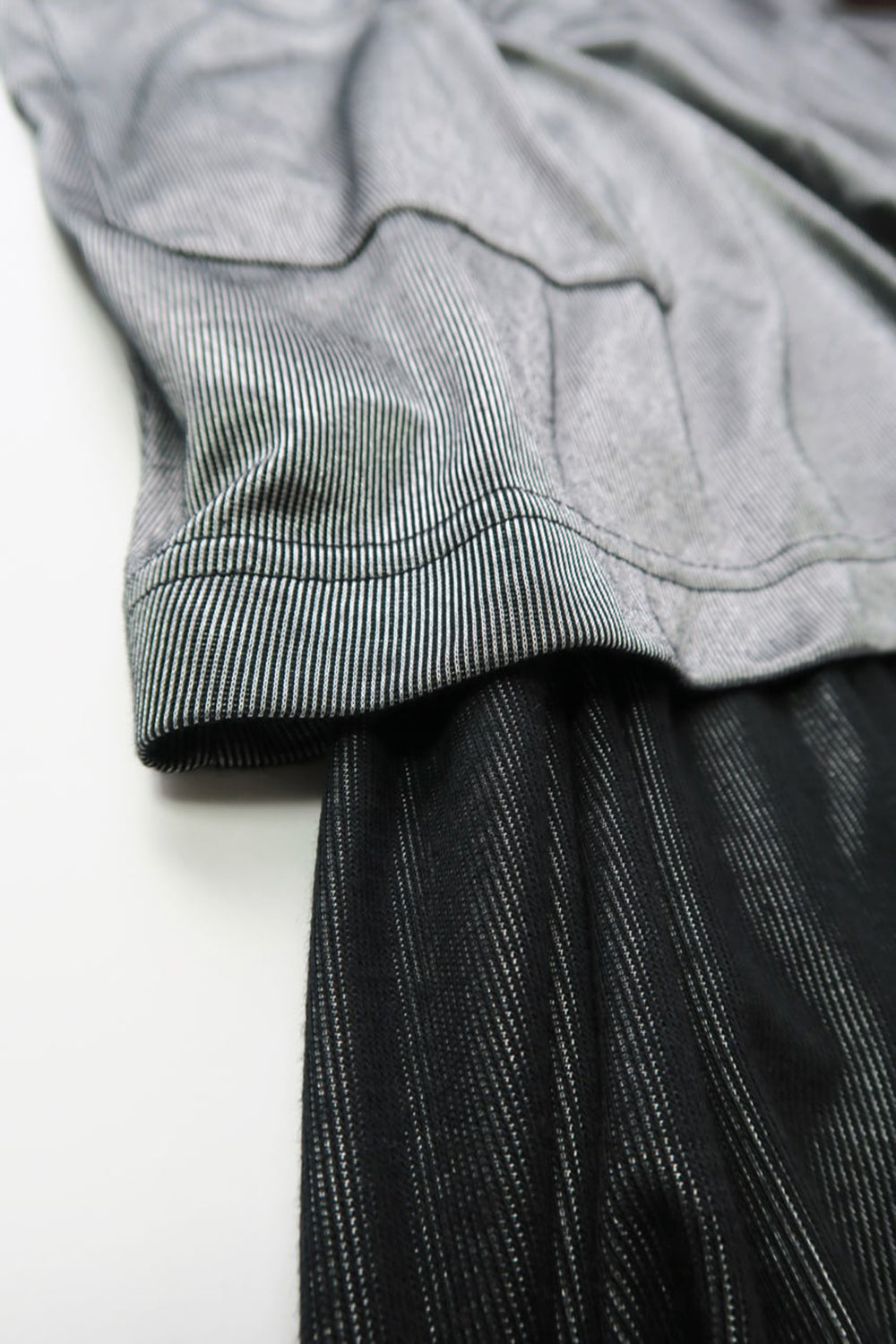 Over Size Pullover w/Long Tshirt Silver/Black