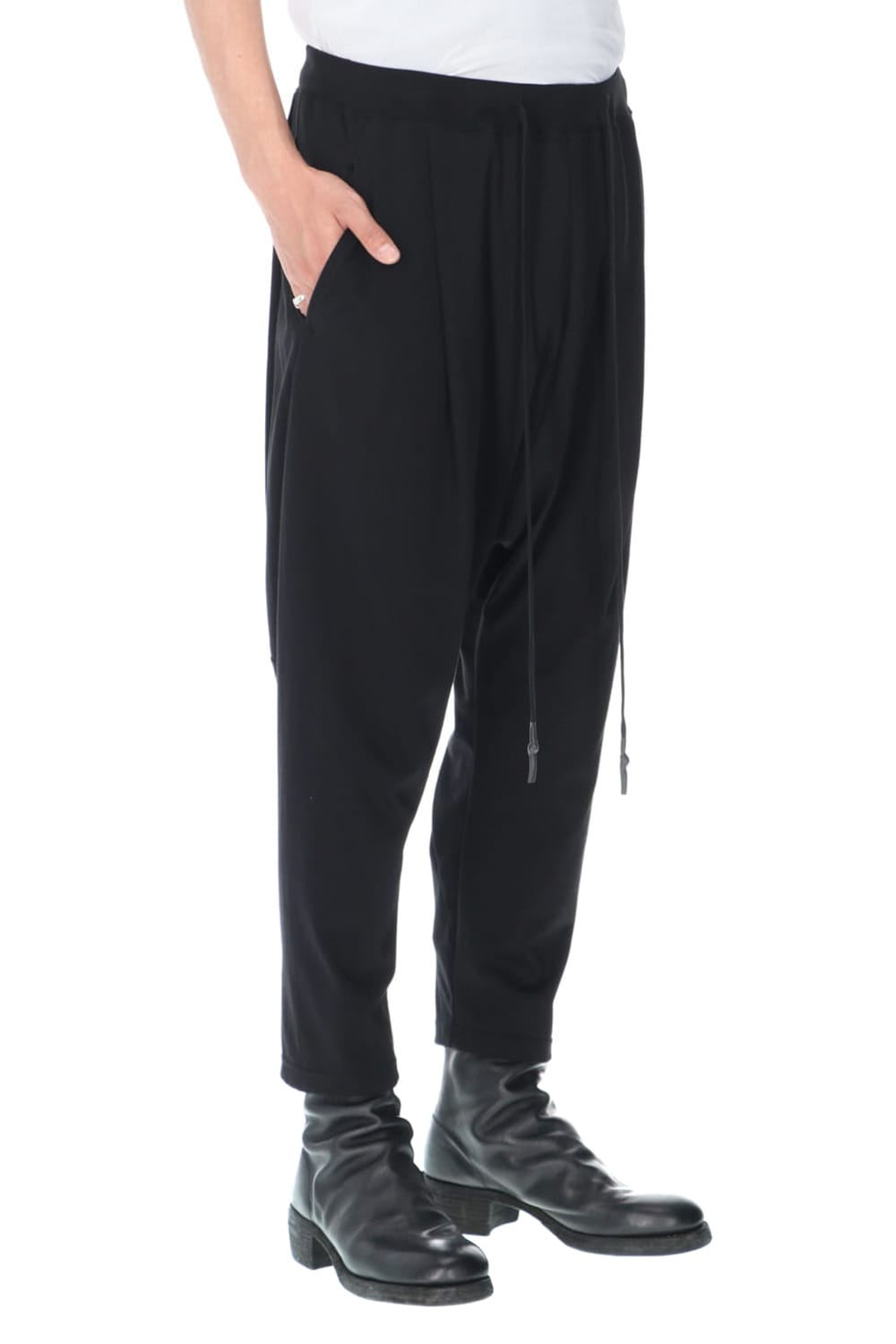 Drop crotch Cropped Tuck pants