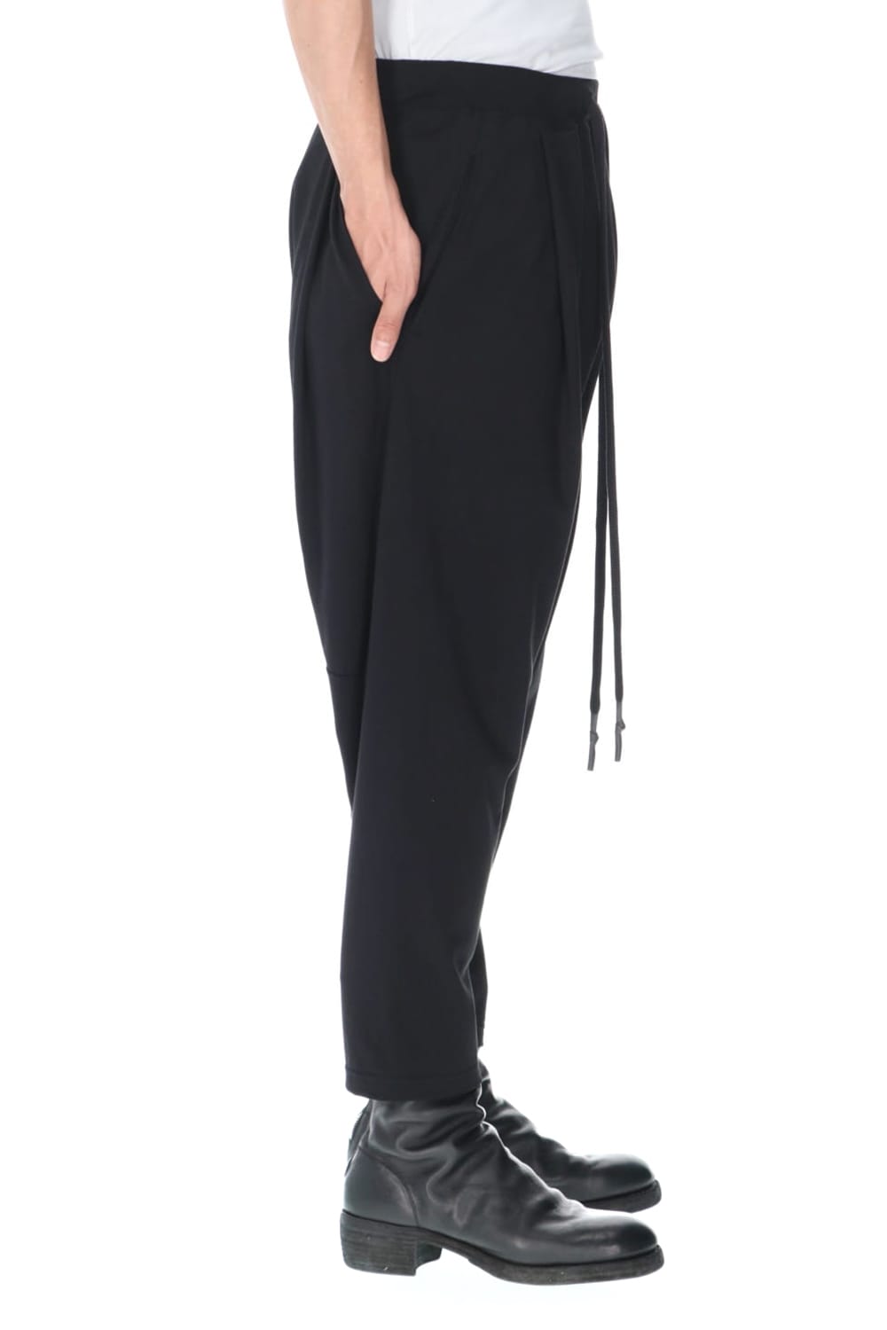 Drop crotch Cropped Tuck pants