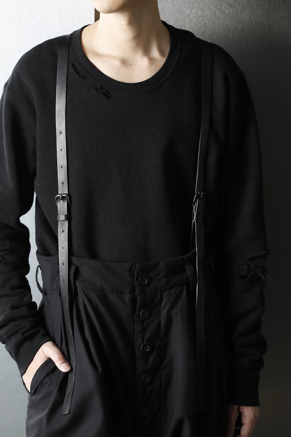 Patched Drop crotch 2 Tucks pants w/Suspenders