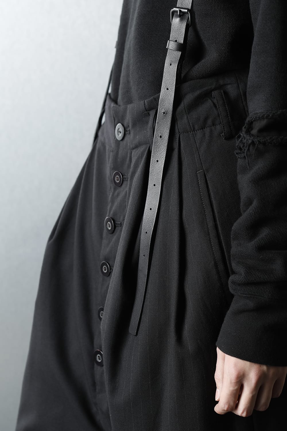 Patched Drop crotch 2 Tucks pants w/Suspenders