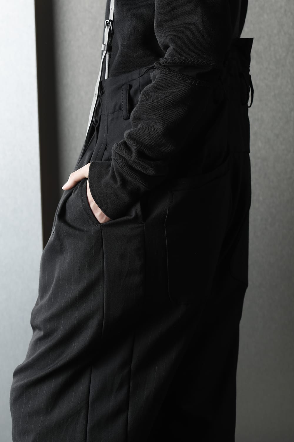 Patched Drop crotch 2 Tucks pants w/Suspenders