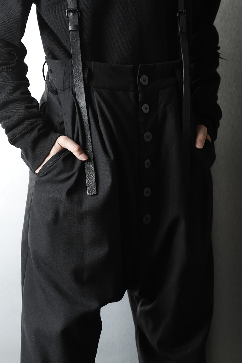 Patched Drop crotch 2 Tucks pants w/Suspenders