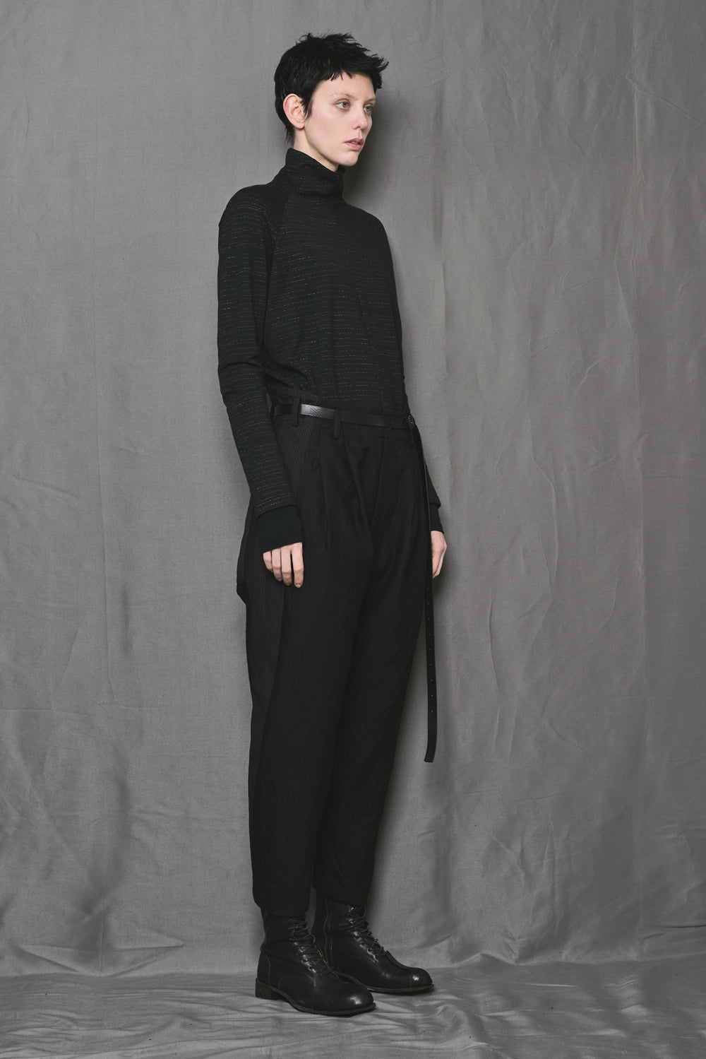 Drop Crotch 2 Tucks Pants