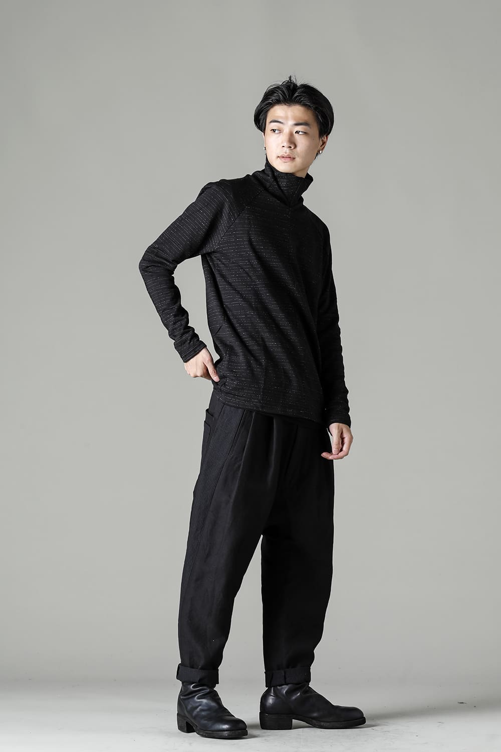 Drop Crotch 2 Tucks Pants