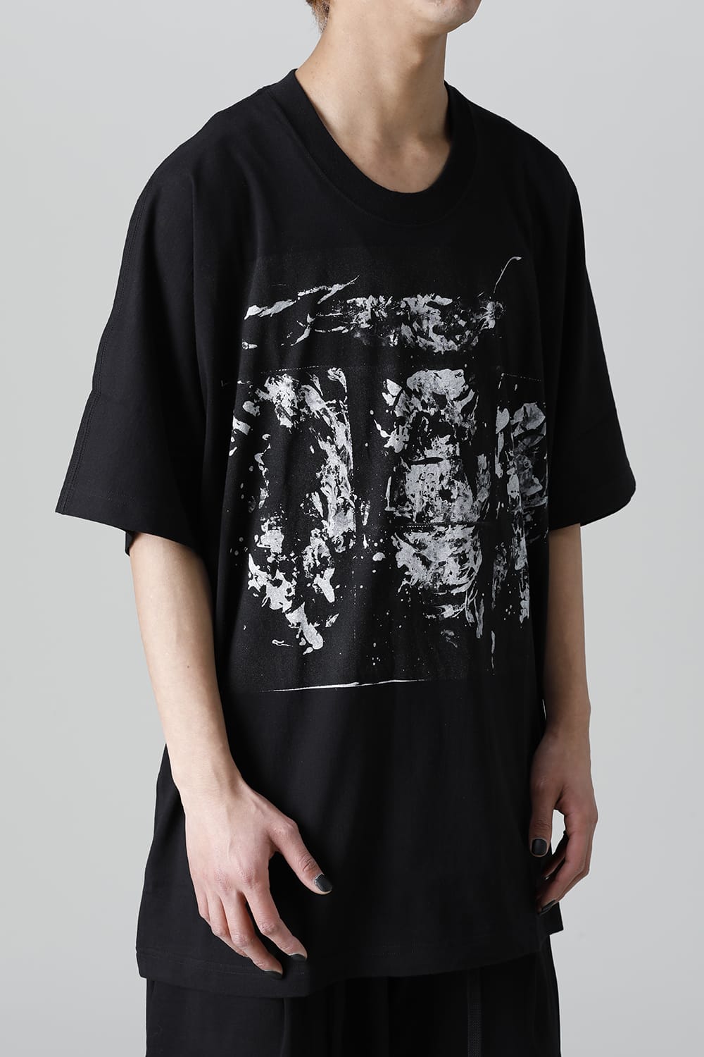 DISTORTION3 "Ryoya Nishimoto" Print Oversized T-shirt Black