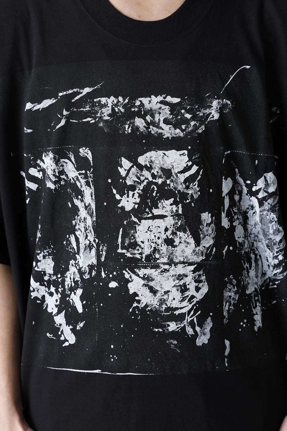 DISTORTION3 "Ryoya Nishimoto" Print Oversized T-shirt Black