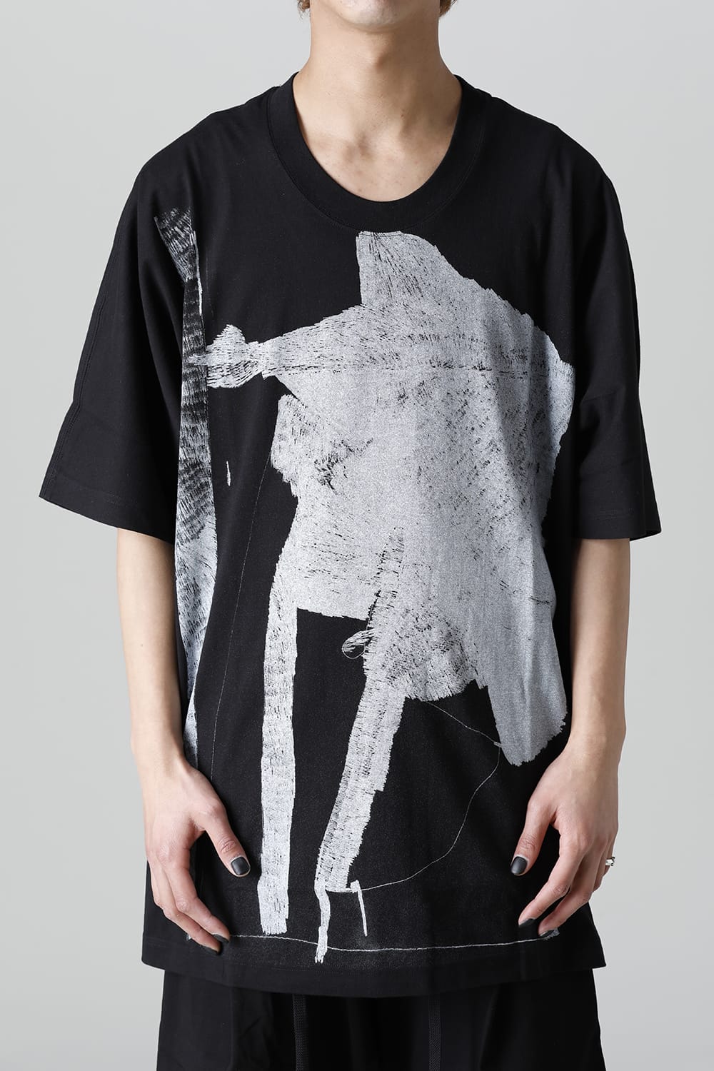ディストーション3 "大路 裕也" プリント オーバーサイズTシャツ ブラック