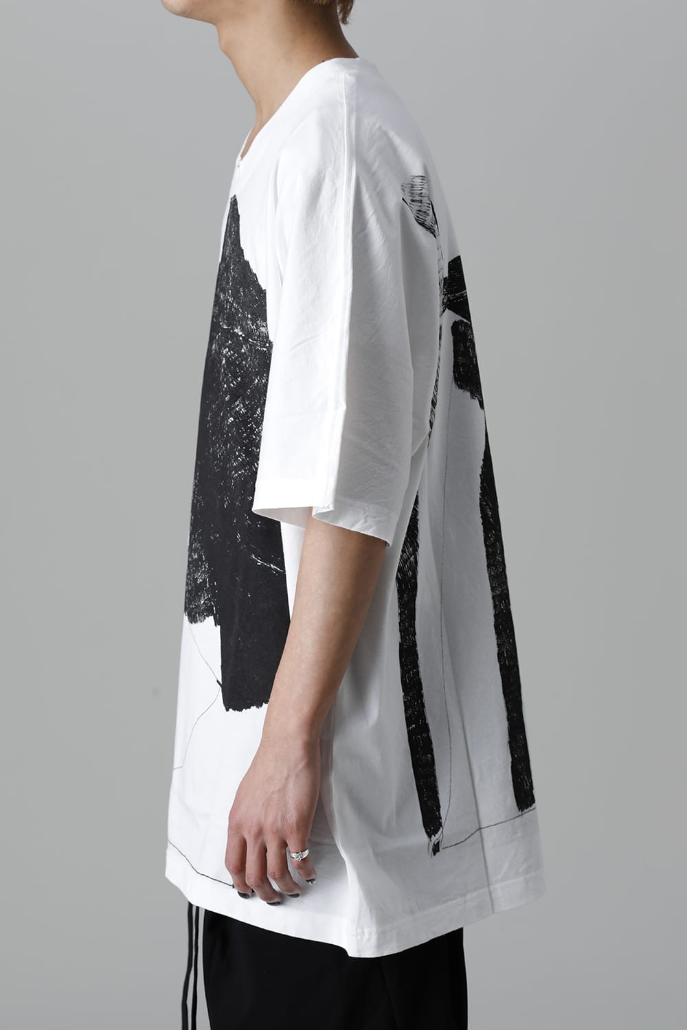 ディストーション3 "大路 裕也" プリント オーバーサイズTシャツ ホワイト