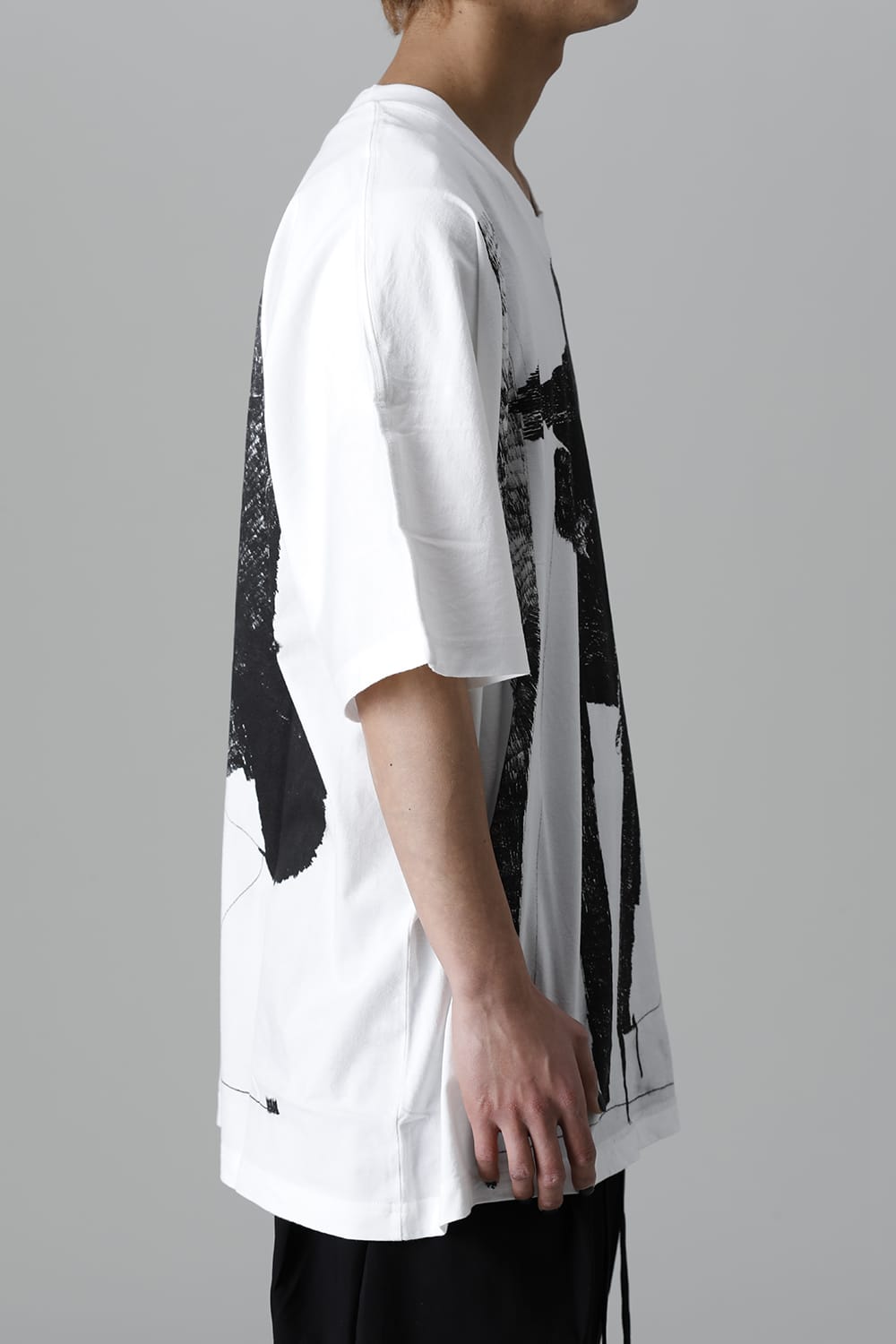 ディストーション3 "大路 裕也" プリント オーバーサイズTシャツ ホワイト