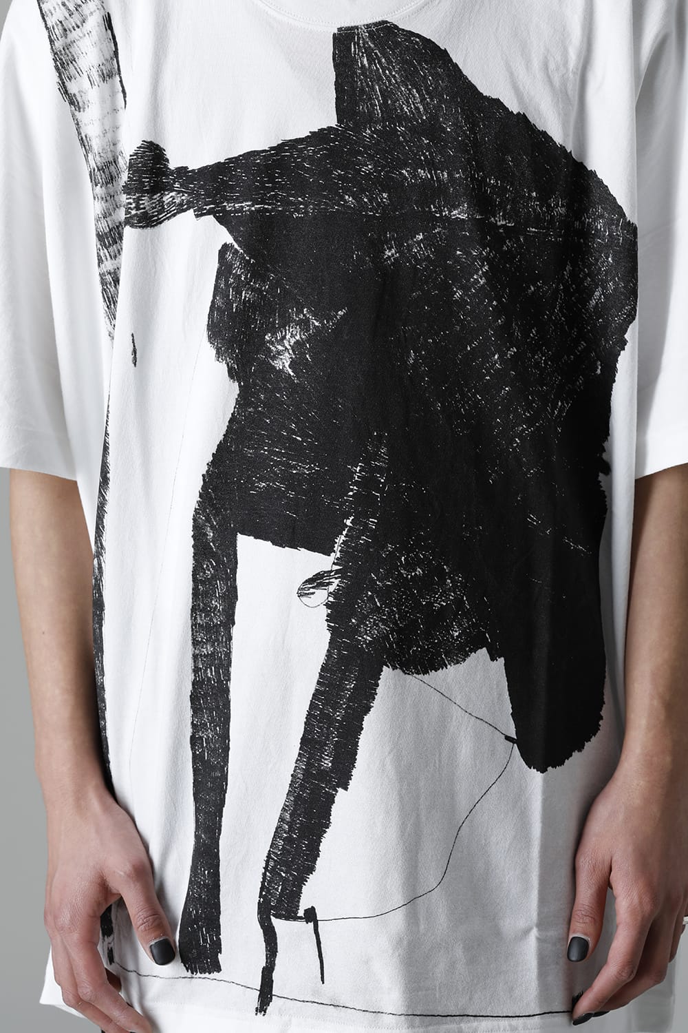 ディストーション3 "大路 裕也" プリント オーバーサイズTシャツ ホワイト