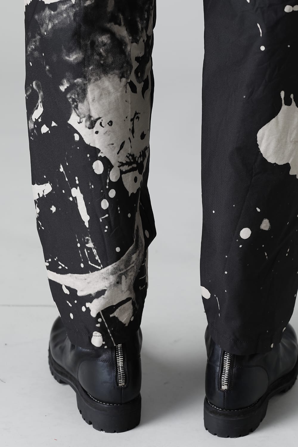 DISTORTION3 "Ryoya Nishimoto" Discharge Print Drop crotch 2 Tucks pants