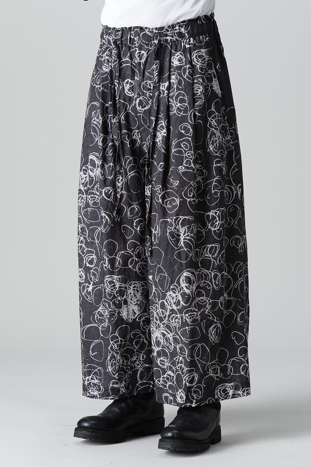 ディストーション3 "北村 悠" インクジェット プリント スーパーワイド レグパンツ