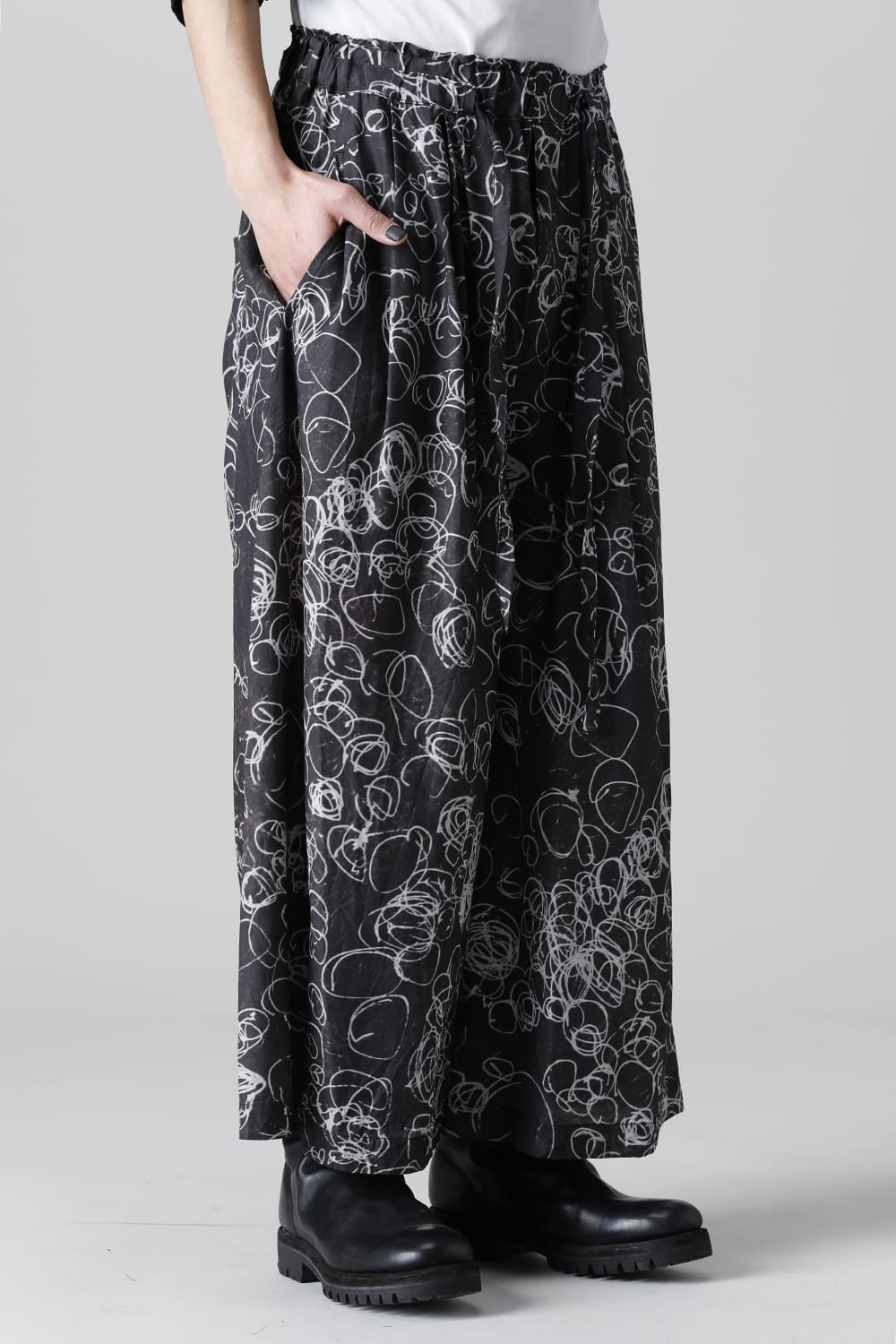 ディストーション3 "北村 悠" インクジェット プリント スーパーワイド レグパンツ